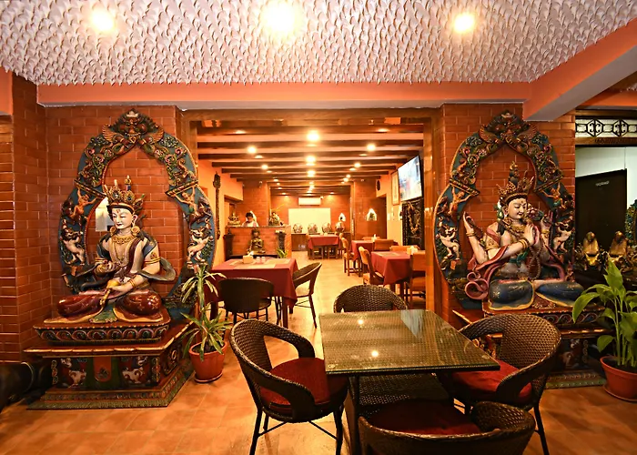 Sacred Boutique 3*
